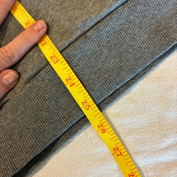 Under Armour Men’s Loose ColdGear Size Medium Grey Fleece Excellent Condition - Picture 12 of 12